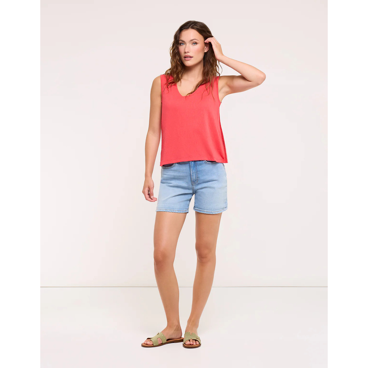 Camiseta Tirantes Detalle Calado Espalda Coral - Kia