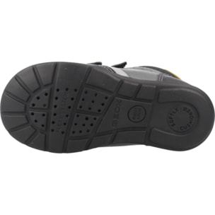 Zapatillas Niño de la marca GEOX  modelo B ELTHAN BOY NEGRO