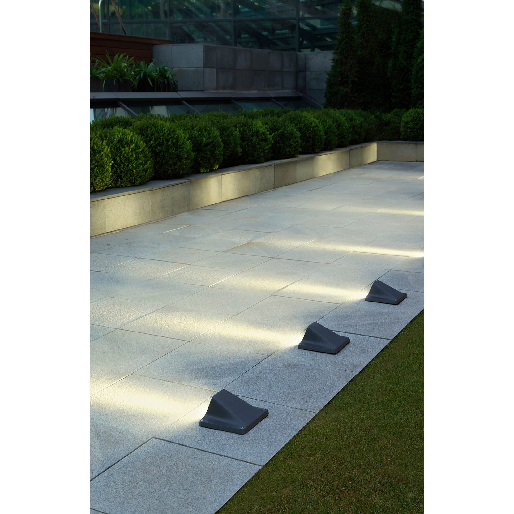 LEDS C4 Baliza IP66-IP67 Rexel 4 LEDS LED 6.1 Blanco cálido - 3000K ON-OFF Gris urbano 412lm