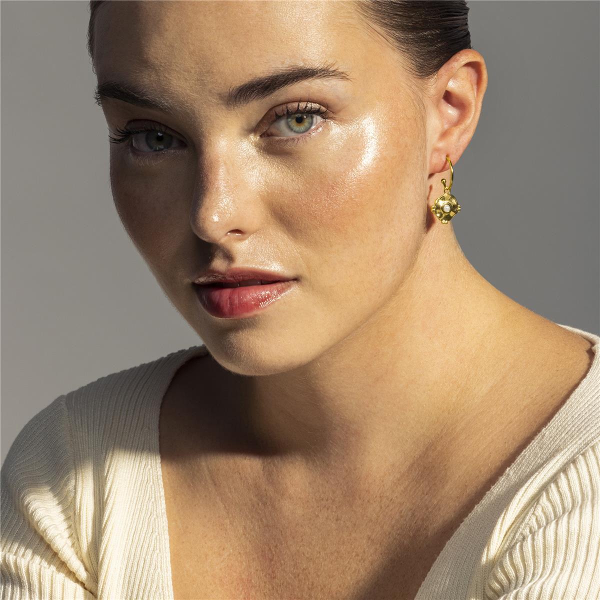 Pendientes Lux by Lux acabados oro 18k