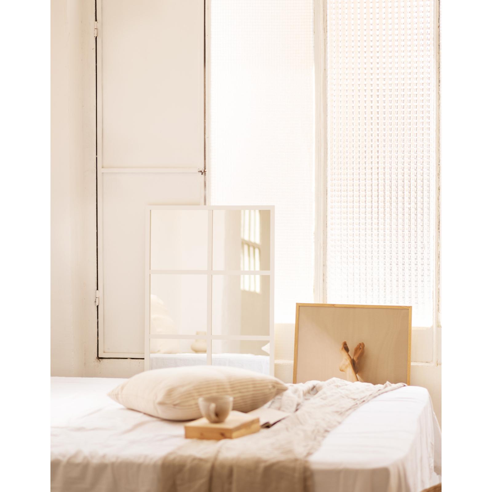 Miroir en bois blanc 90x60cm Hauteur: 90 Longueur: 60 Largeur: 2