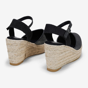 Alpargatas plomo con pulsera y cuña de esparto