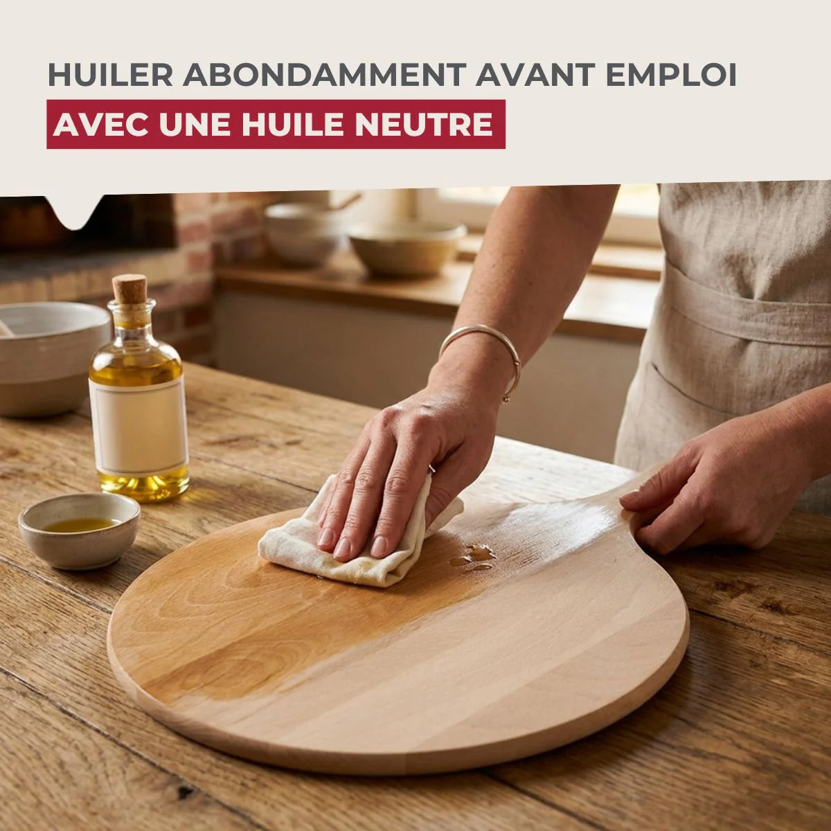 Planche à pizza et tarte flambée en bois 30 cm Fackelmann Wood Edition