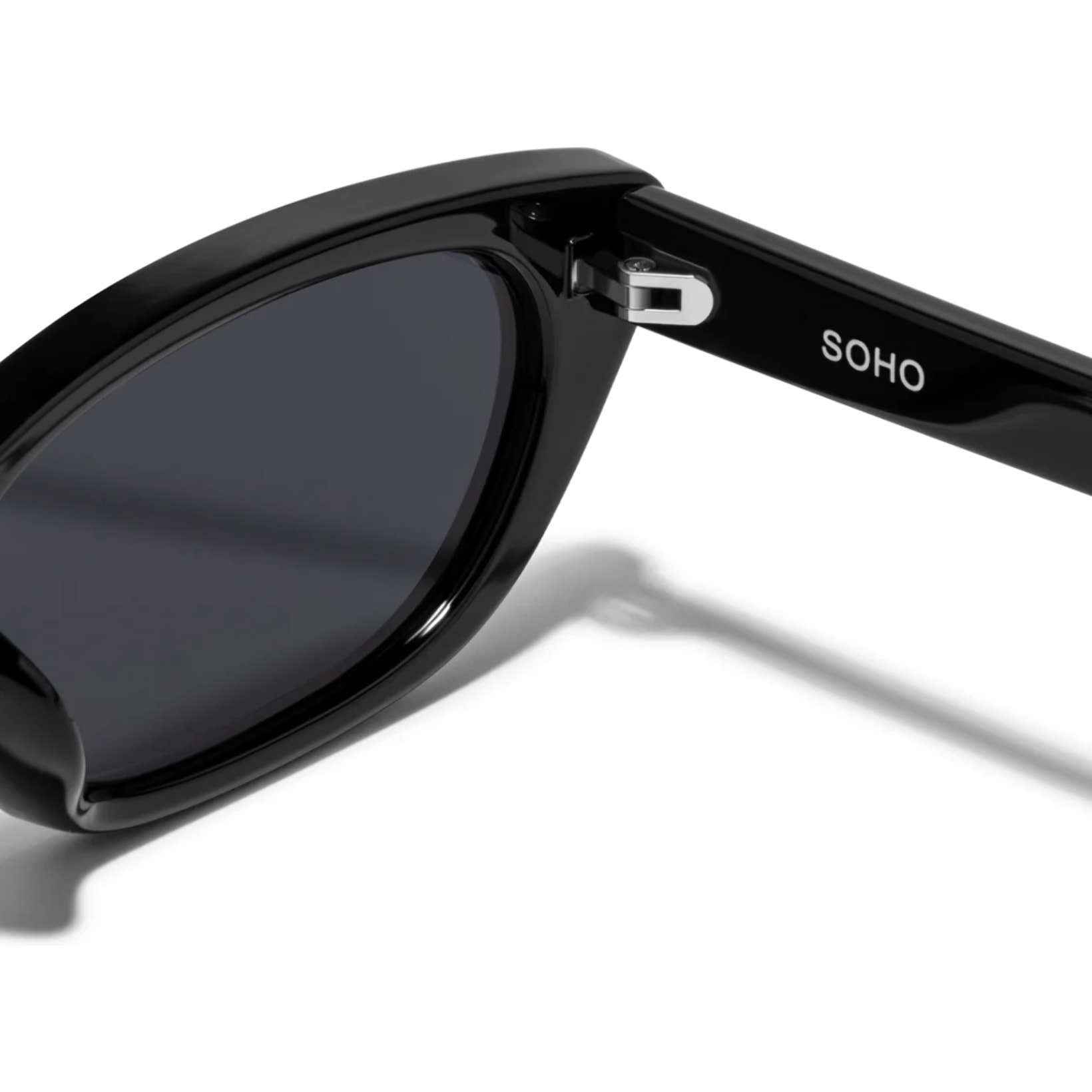 Soho Black / Black