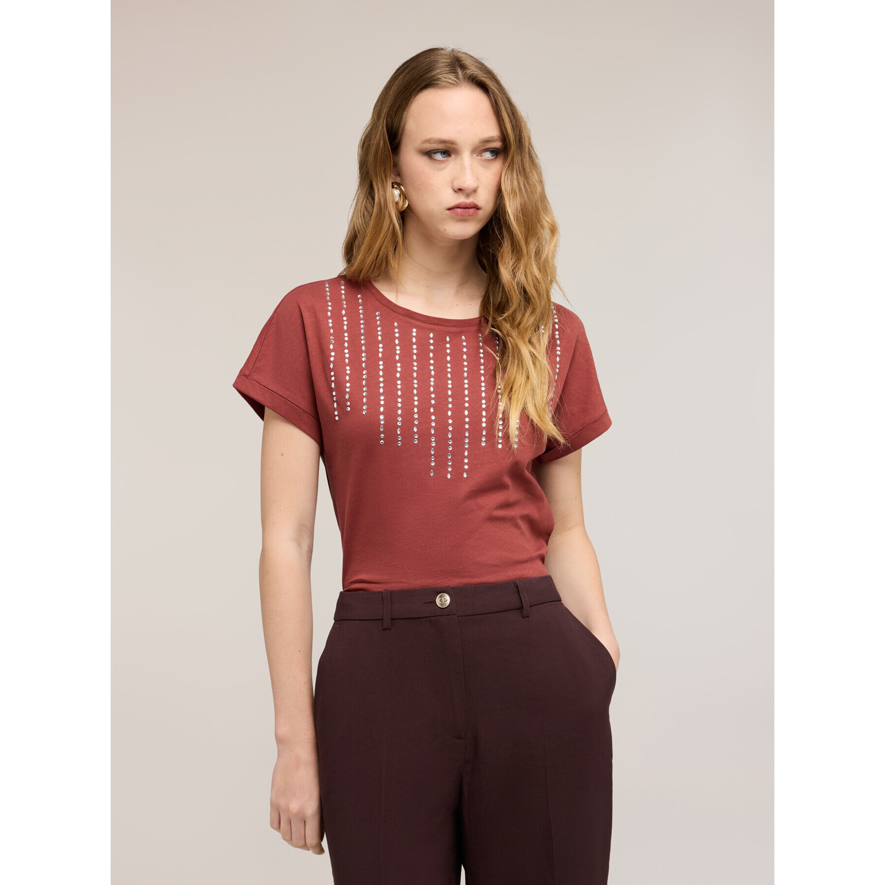 Motivi - T-shirt con applicazioni di strass - Rosso