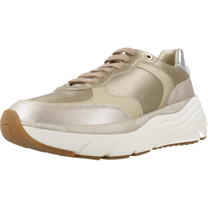 Sneakers de  Mujer de la marca GEOX  modelo D DIAMANTA ORO
