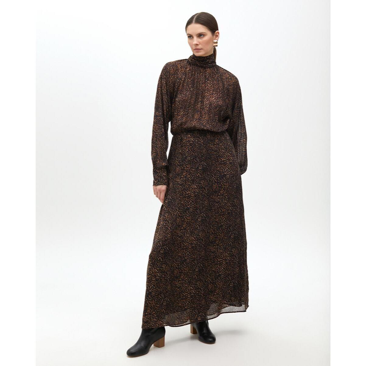 Vestito a collo alto animalier