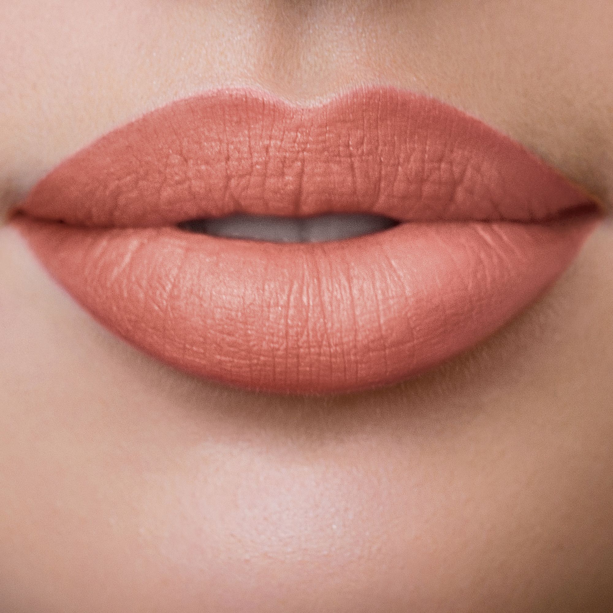 LONG LASTING LIQUID LIPSTICK Rossetto liquido long lasting 10H dal finish matt