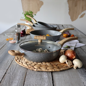 Sauteuse avec couvercle en aluminium 24cm - tous feux CANNELLE