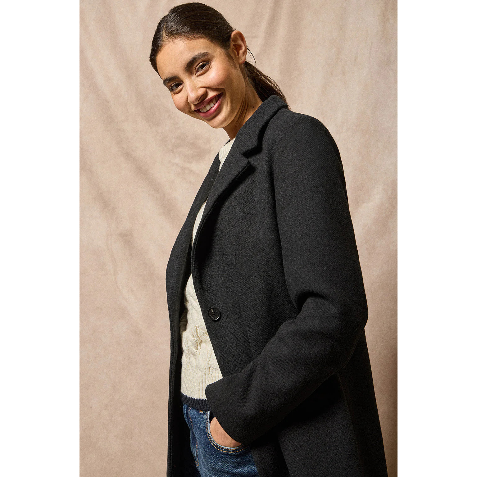 Cappotto Kate abbottonato nero con particolari Polo Club