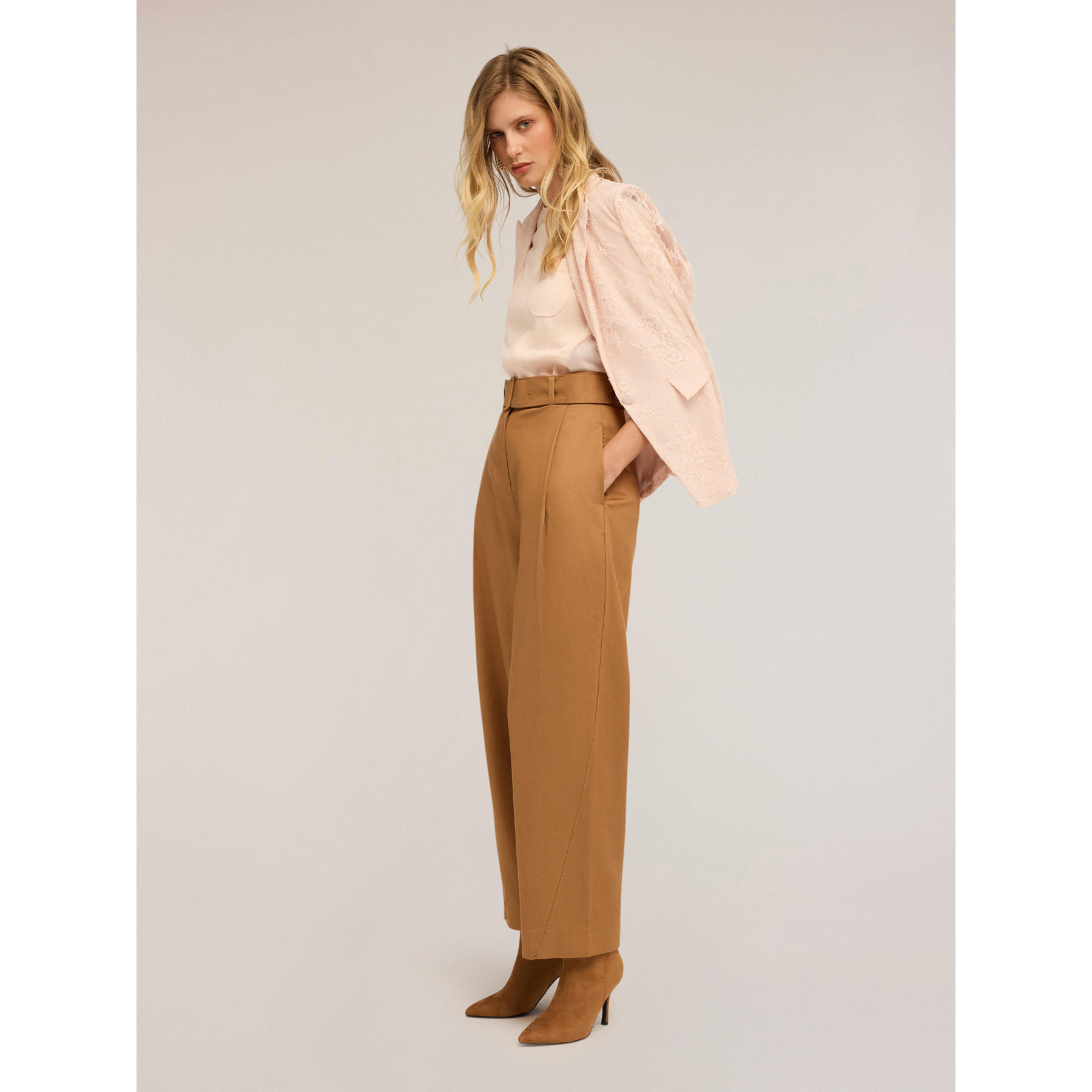 Motivi - Pantaloni balloon con cintura in tessuto - Beige