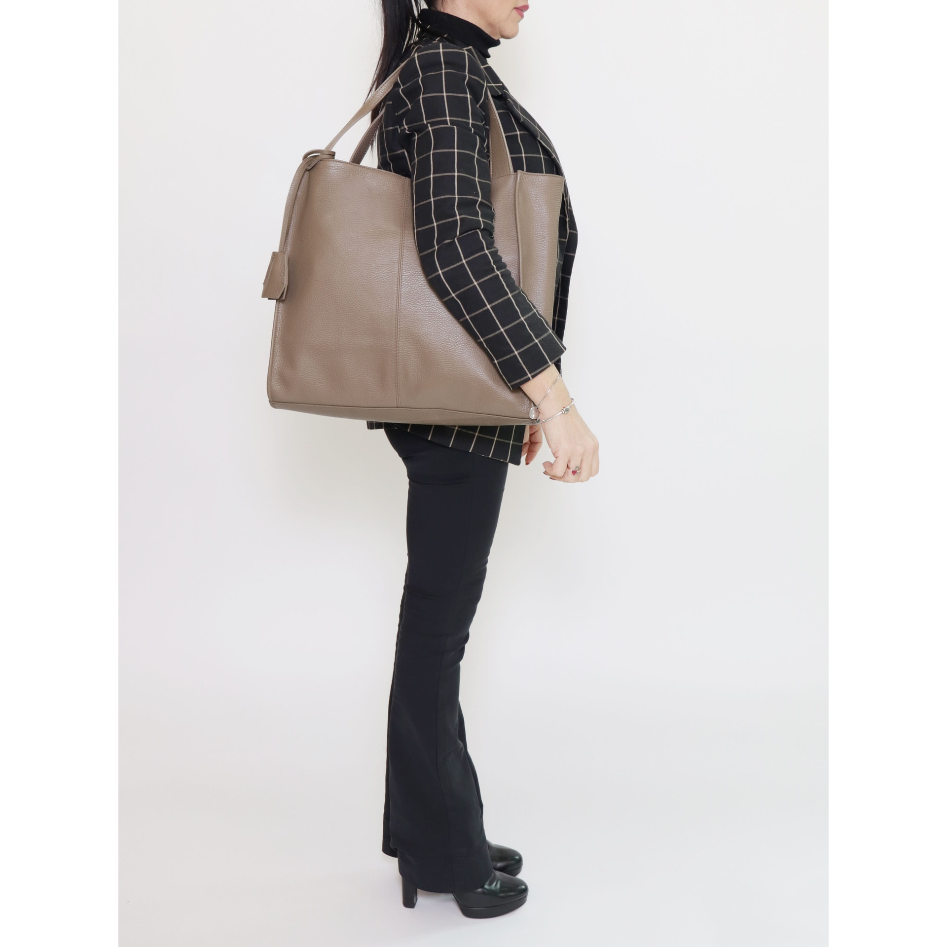 Borsa a spalla da donna - Modello Aelia - Vera pelle - 40.0 x 36.0 x 12.0 cm