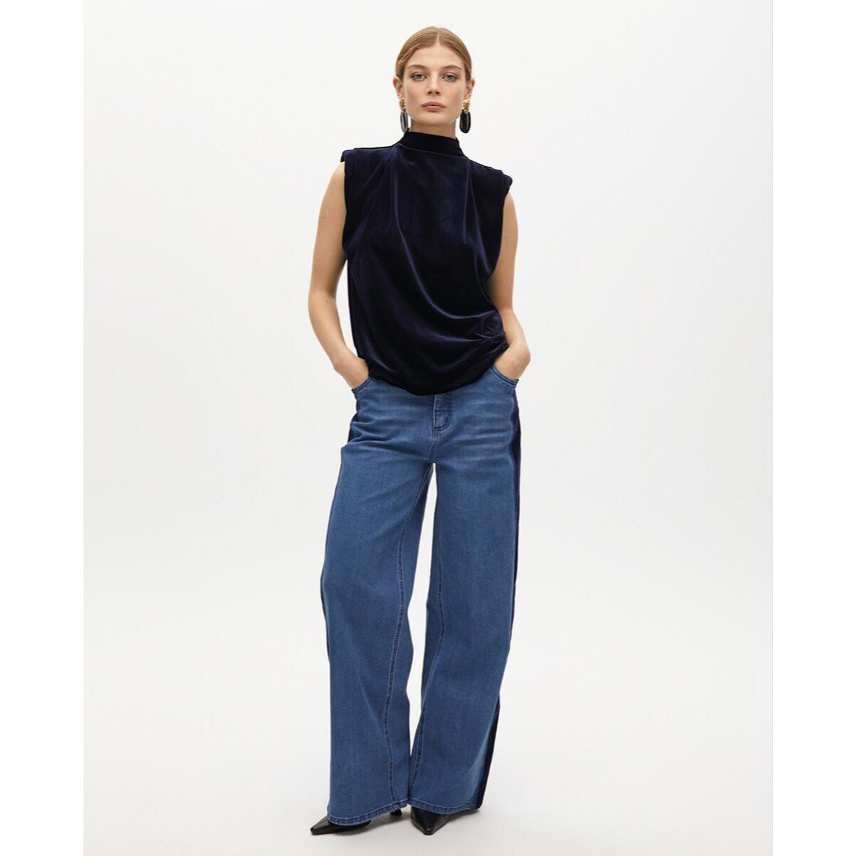 Top in Velluto Senza Maniche con Spalline