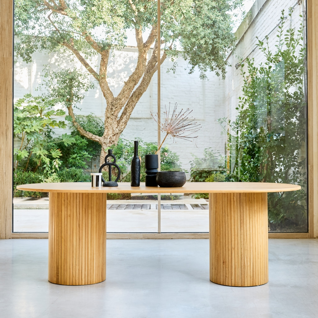 Table à manger oblongue bois d'hévéa et placage chêne 8 places naturel - L 220 x P 100 x H 73 cm - Estelle