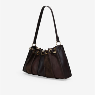 Bolso de hombro marrón plisado con cierre imán