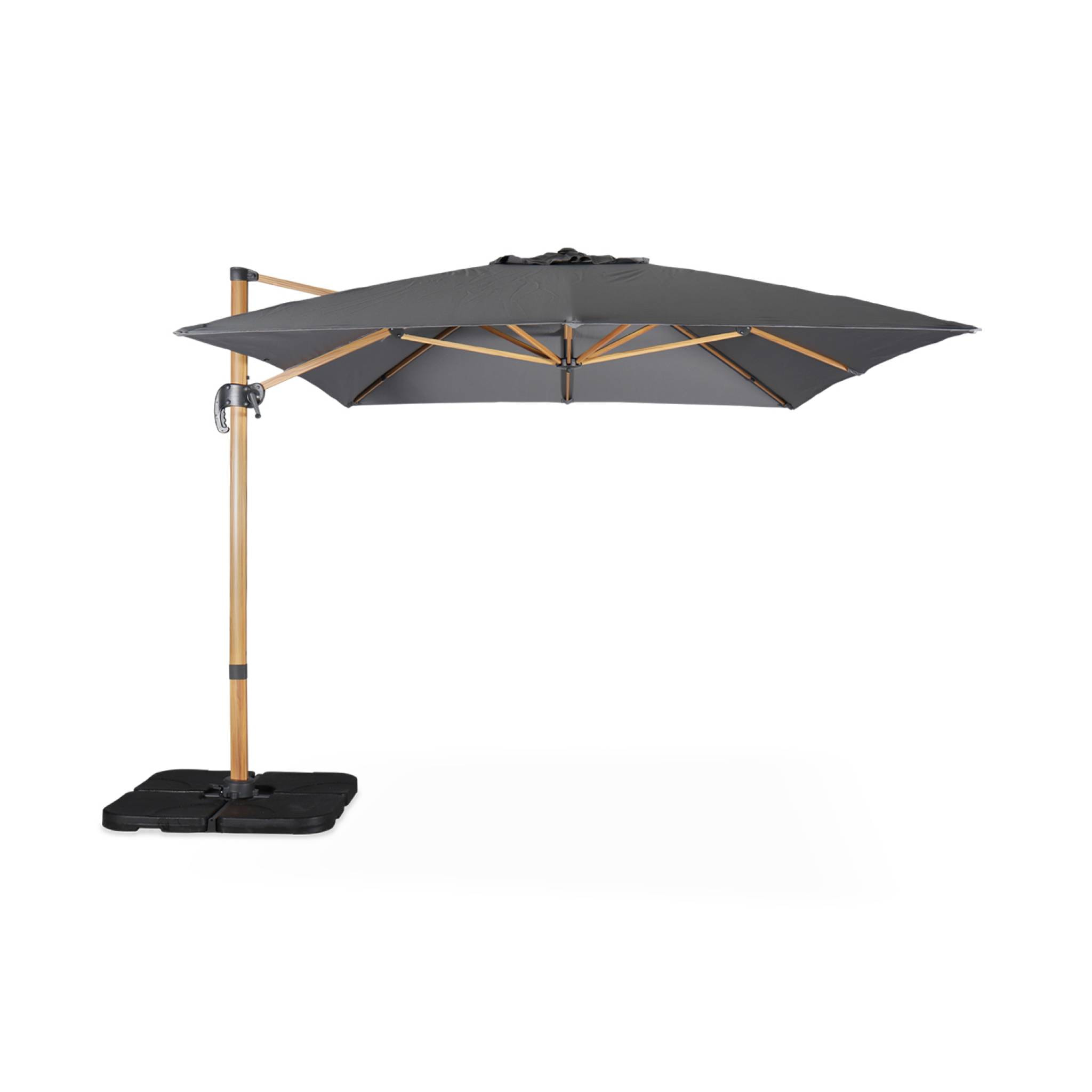 Parasol déporté rectangulaire gris 3x4m. mât effet bois + Dalles à lester 50x50cm