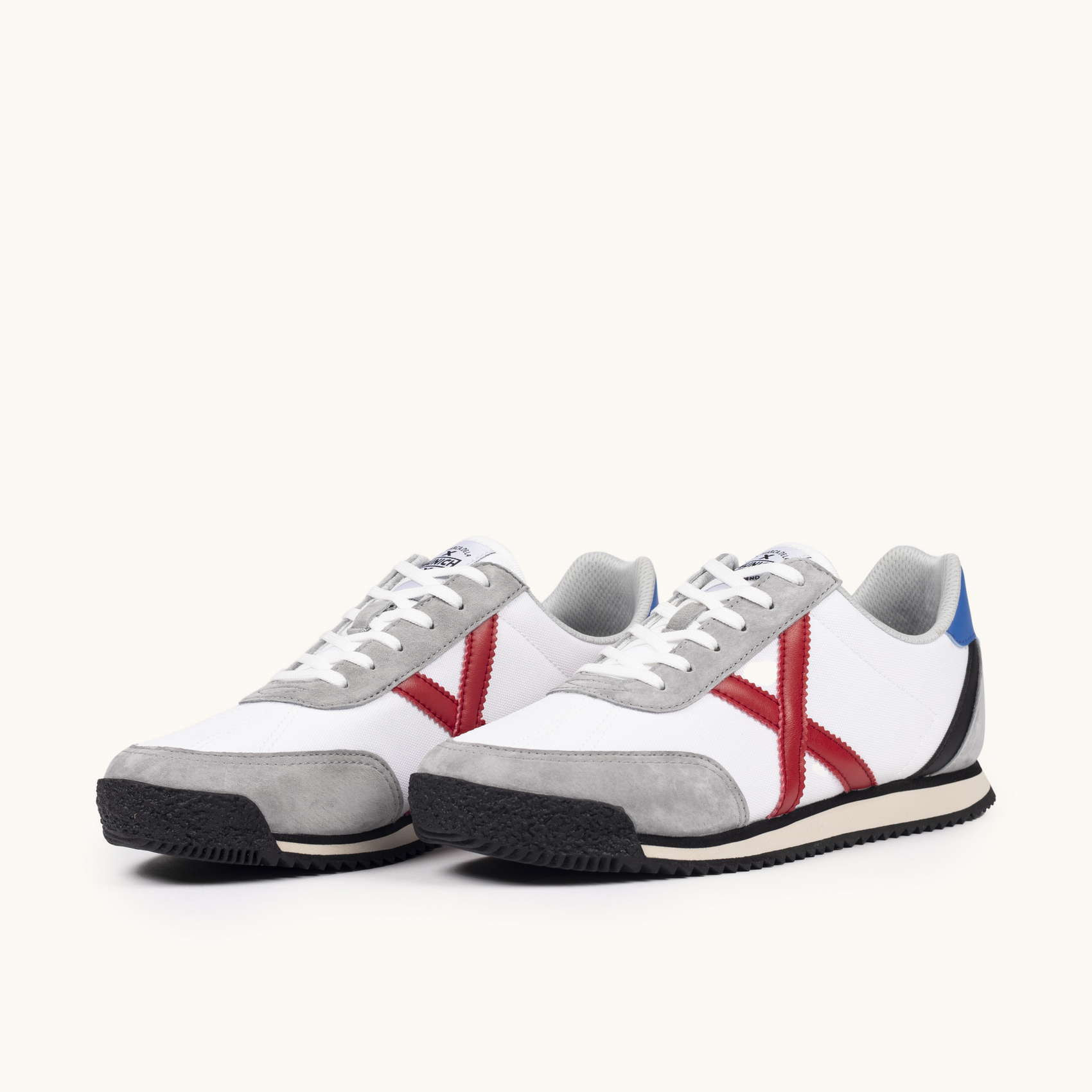 MUNICH RIBER 11 Zapatillas clasicas y planas Blanco Gris Rojo y Azul