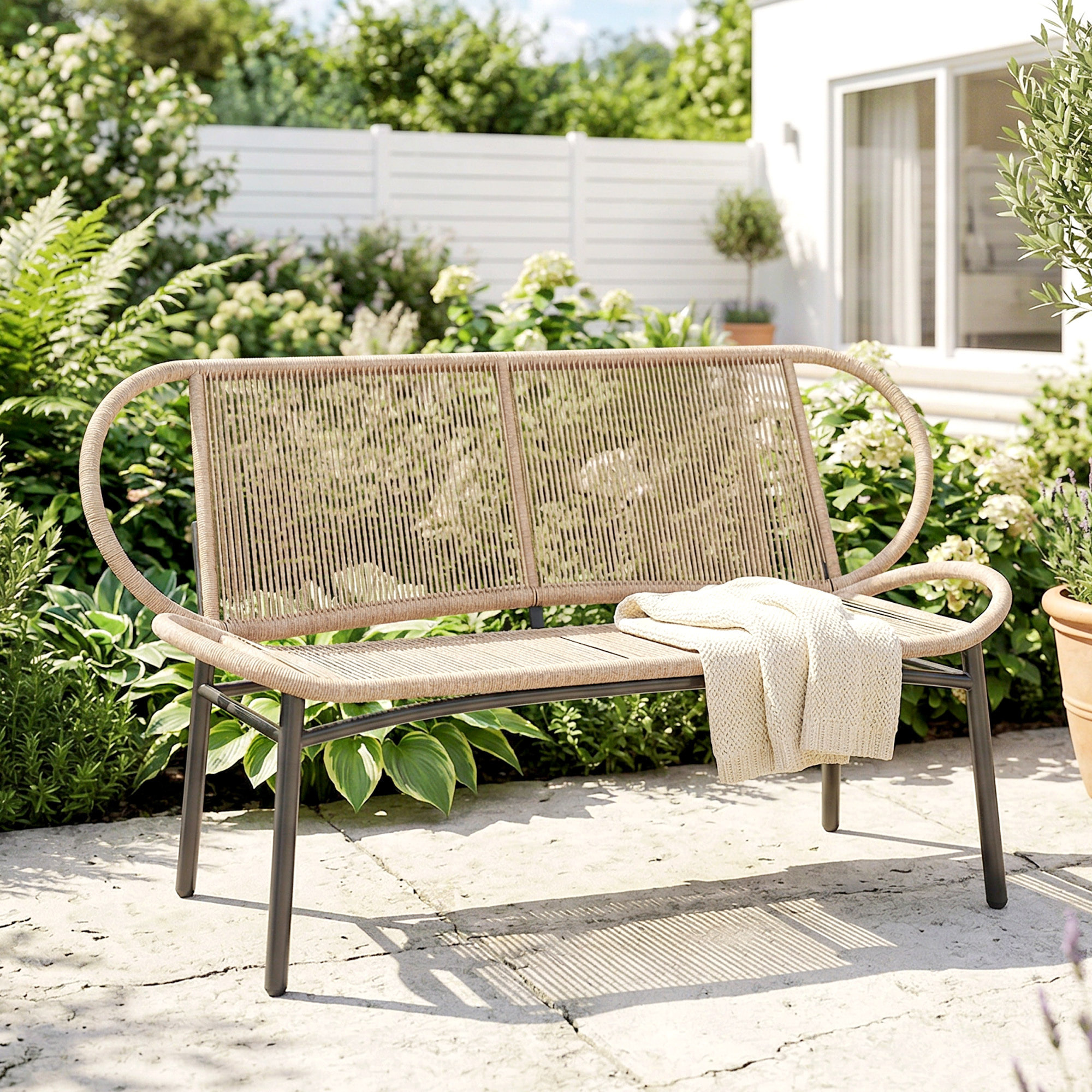 Banc de jardin 2 places design résine filaire effet rotin naturel métal noir