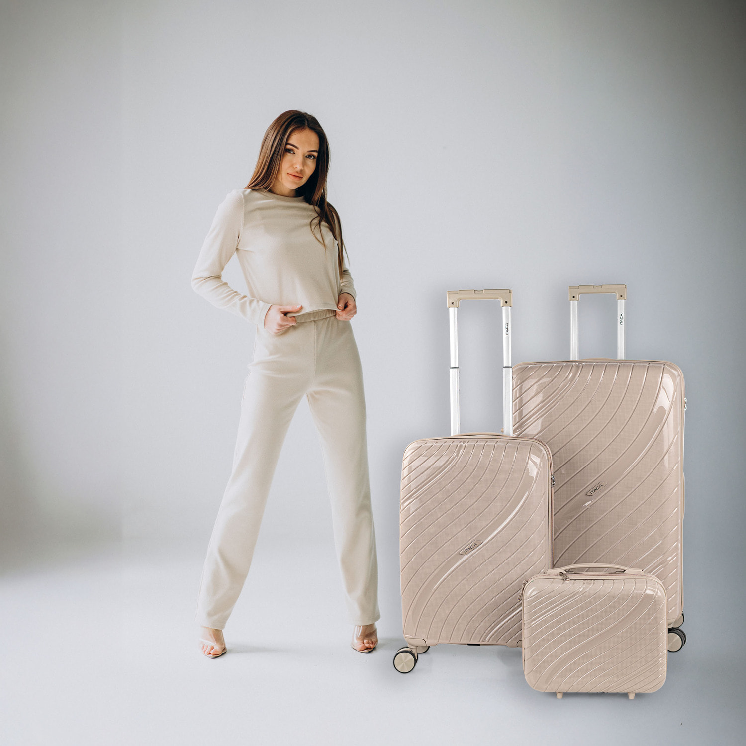 Juego De Maletas Rígidas Pp Itaca Danubio Taupe