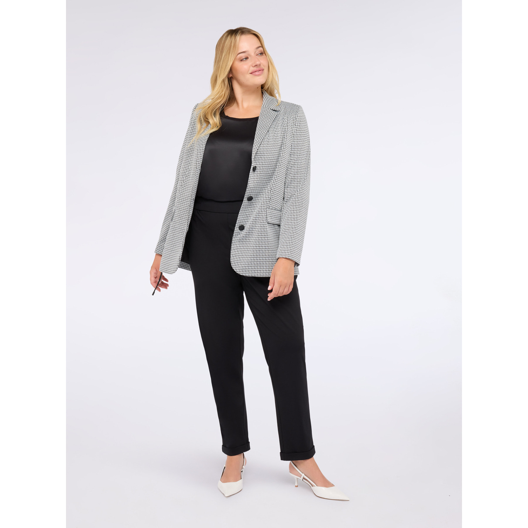 Fiorella Rubino - Camiseta bimaterial con mangas tres cuartos en satén y jersey - Negro