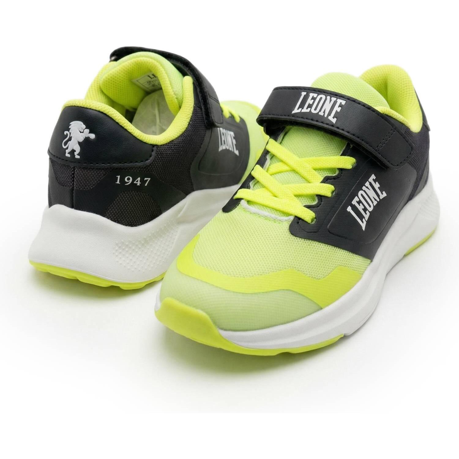 Zapatos de malla para niños en edad preescolar