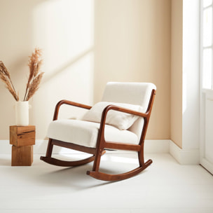 Fauteuil à bascule design en bois et tissu. bouclettes blanches. structure hévéa teinté noyer foncé