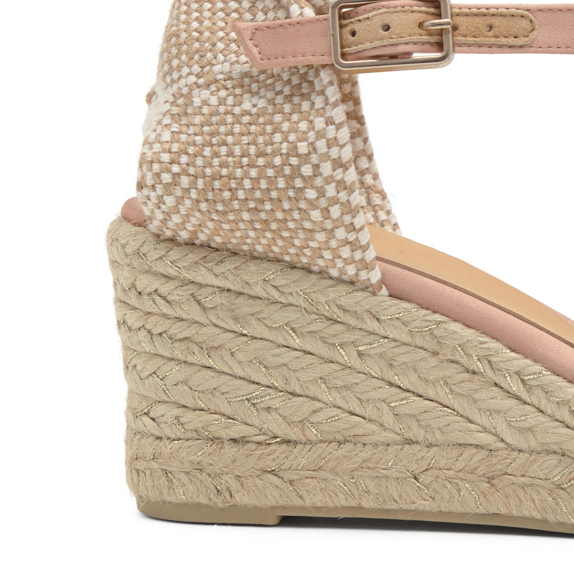 Alpargata de cuña Chiarita en raso con cierre de pulsera