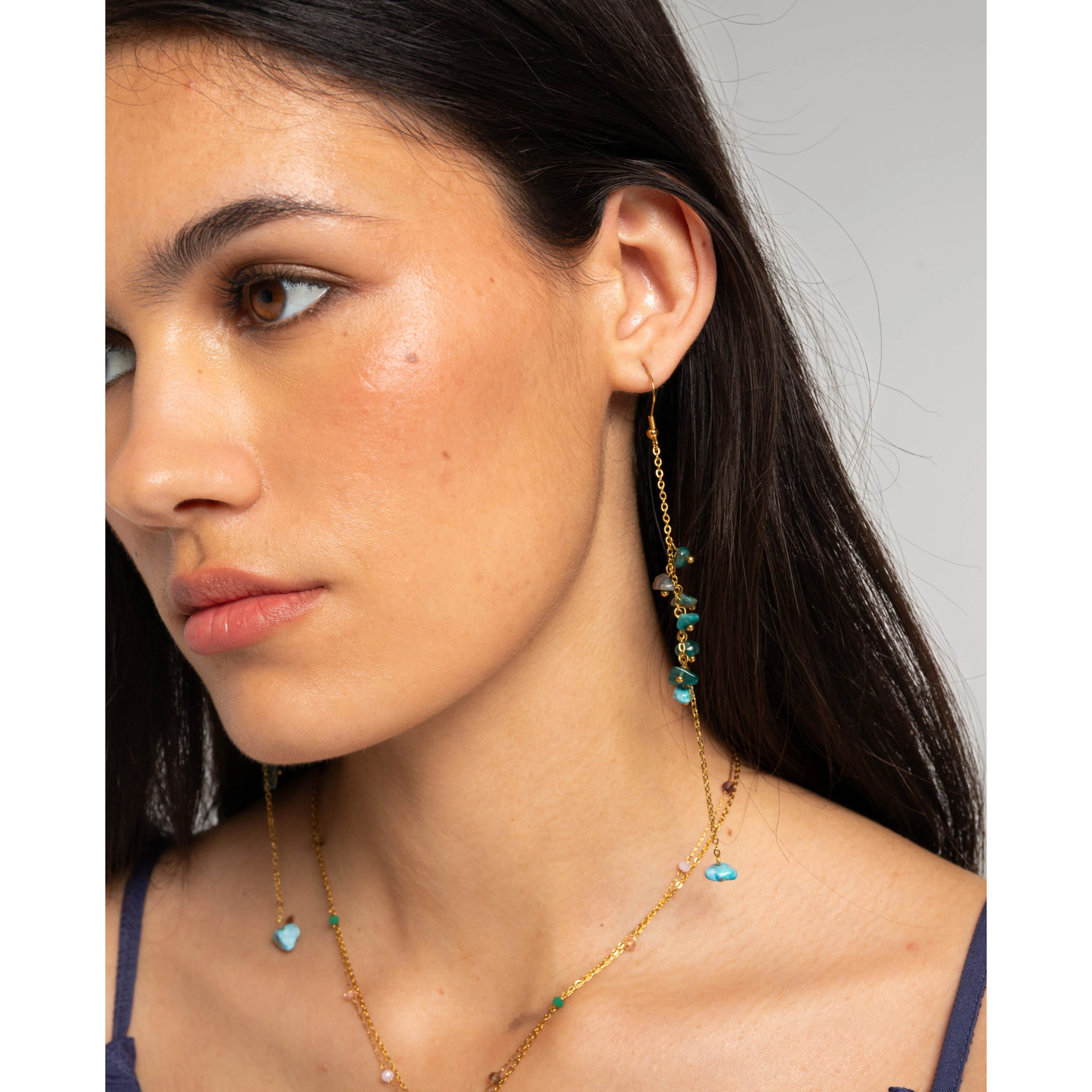 Pendientes largos con piedra natural