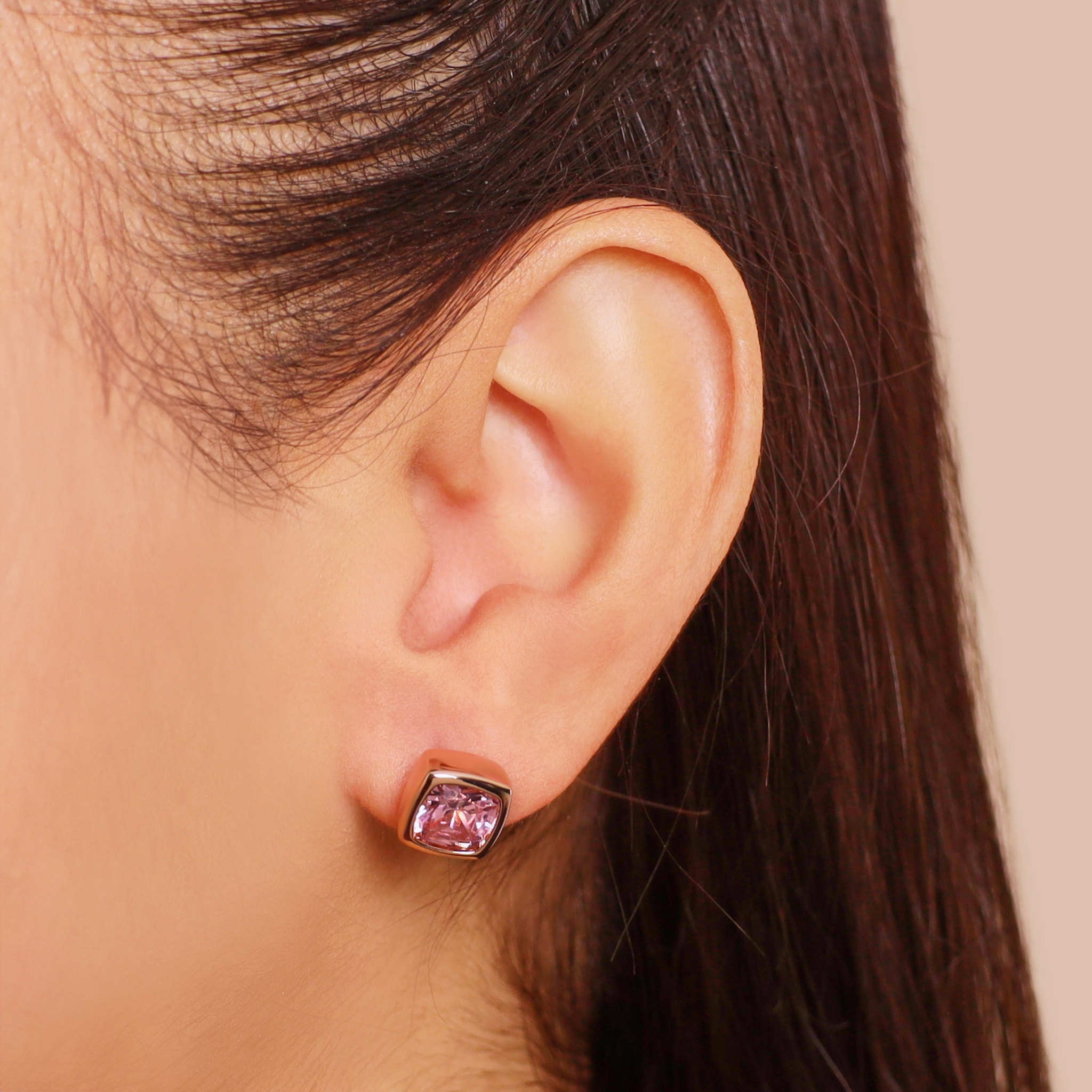 Orecchini a Lobo Quadrati con Cubic Zirconia Rosa