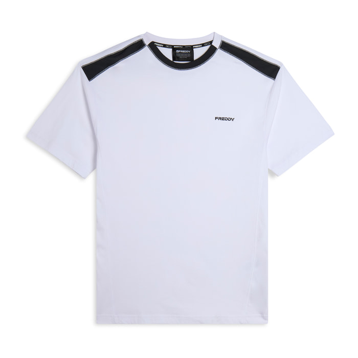 T-shirt con inserti sulle spalle