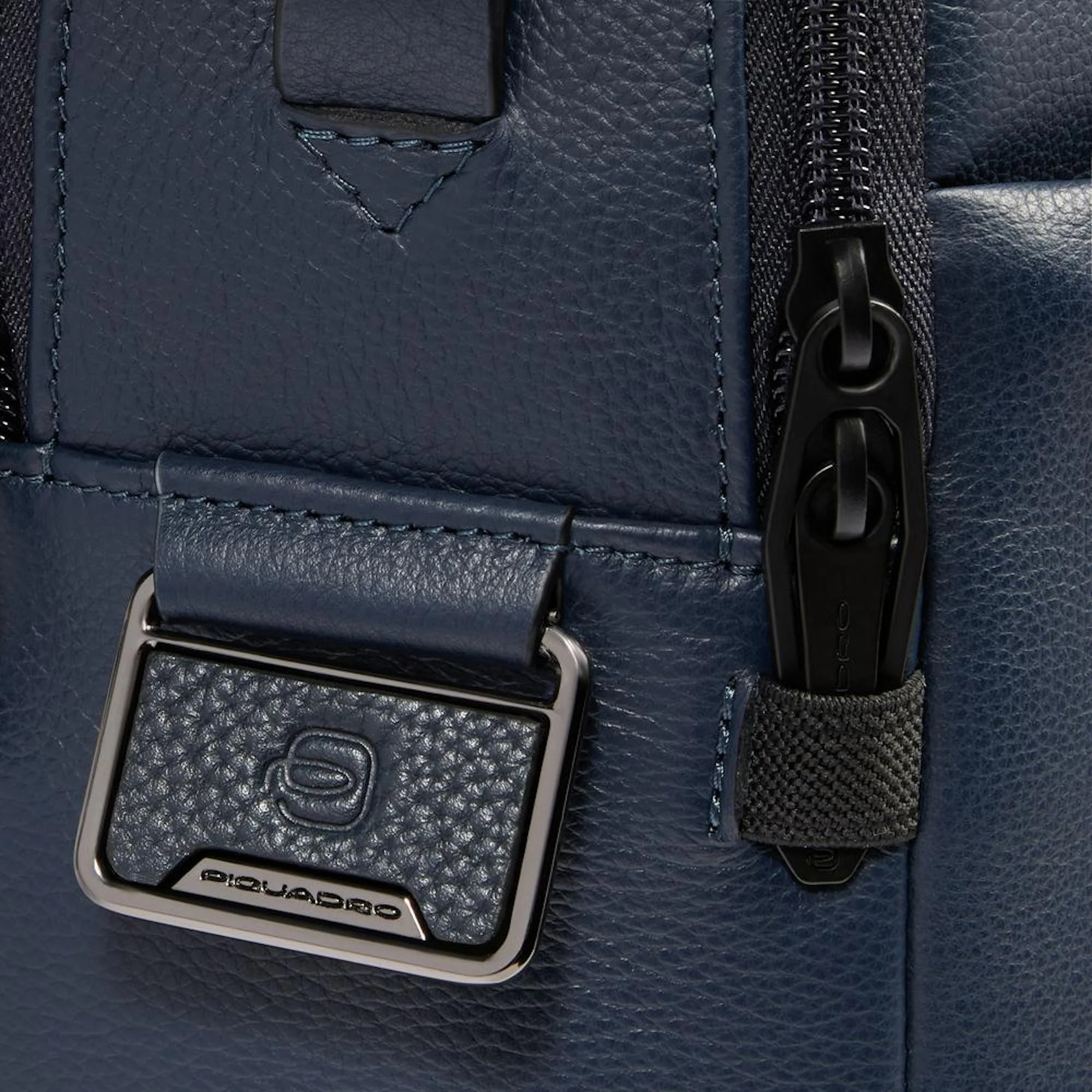 Piquadro Borsa porta pc e porta iPad® in pelle con protezioni antiurto e RFID