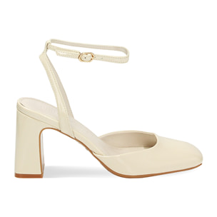 Décolleté slingabck panna in vernice, tacco 8 cm