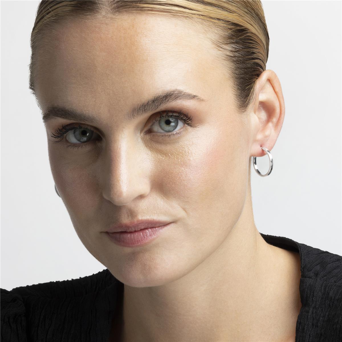 Pendientes Lux by Lux acabados en Rodio