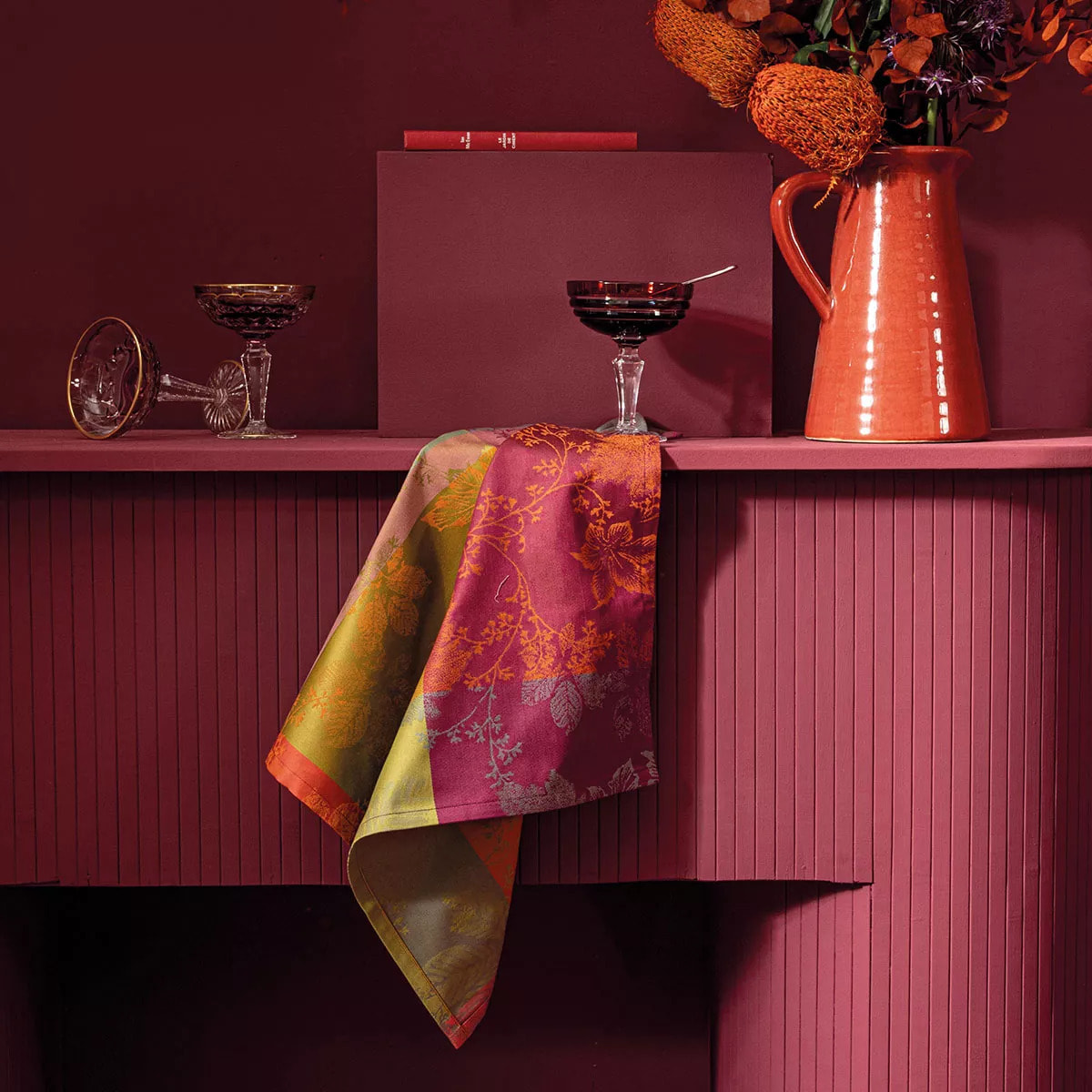 Serviette pur coton motif jacquard bordeaux orange Mille sous bois automne