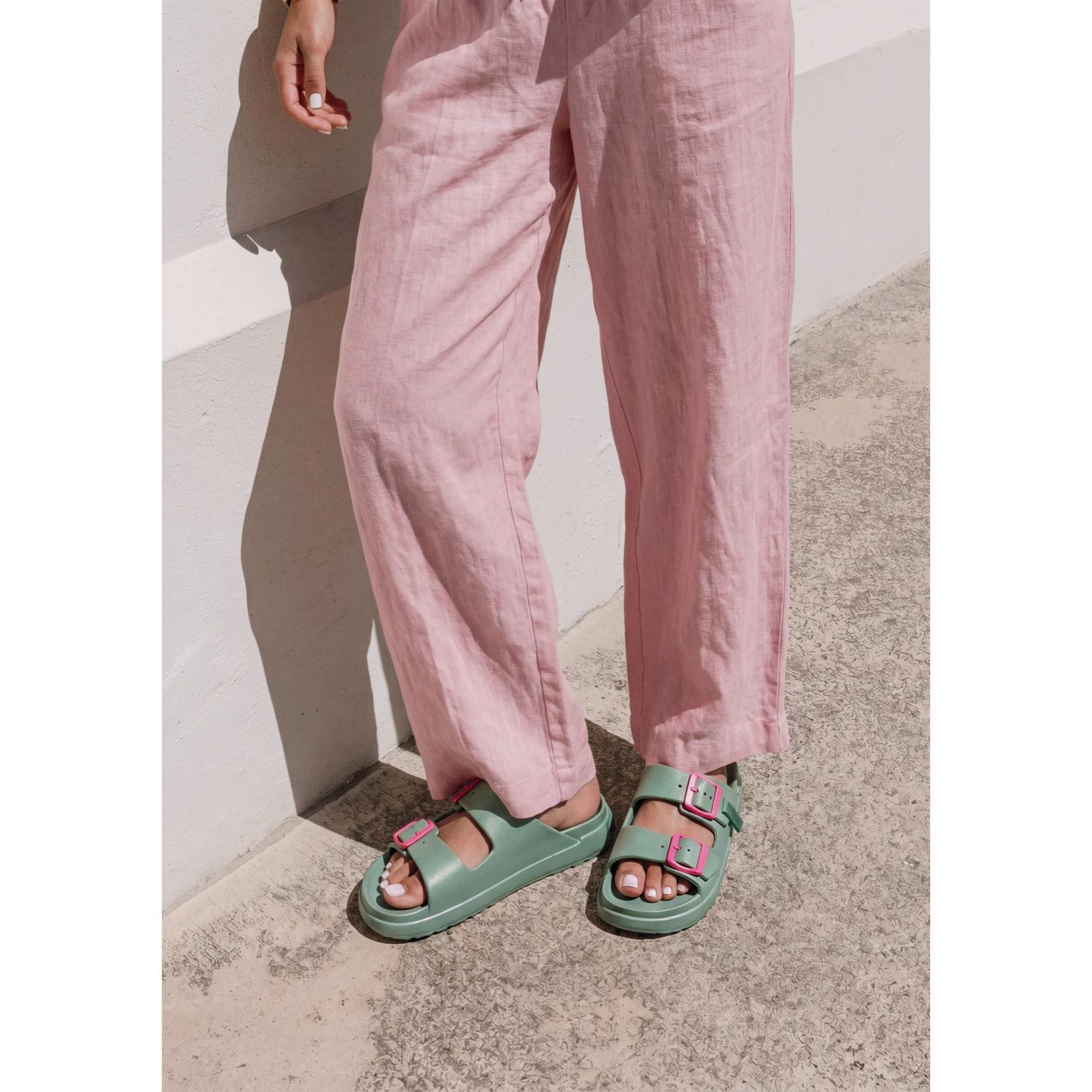 Sandalias Abiertas de Mujer Hebilla Ajustable Vibe Azul Celeste