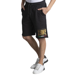 Pantalones cortos dorados para hombre.