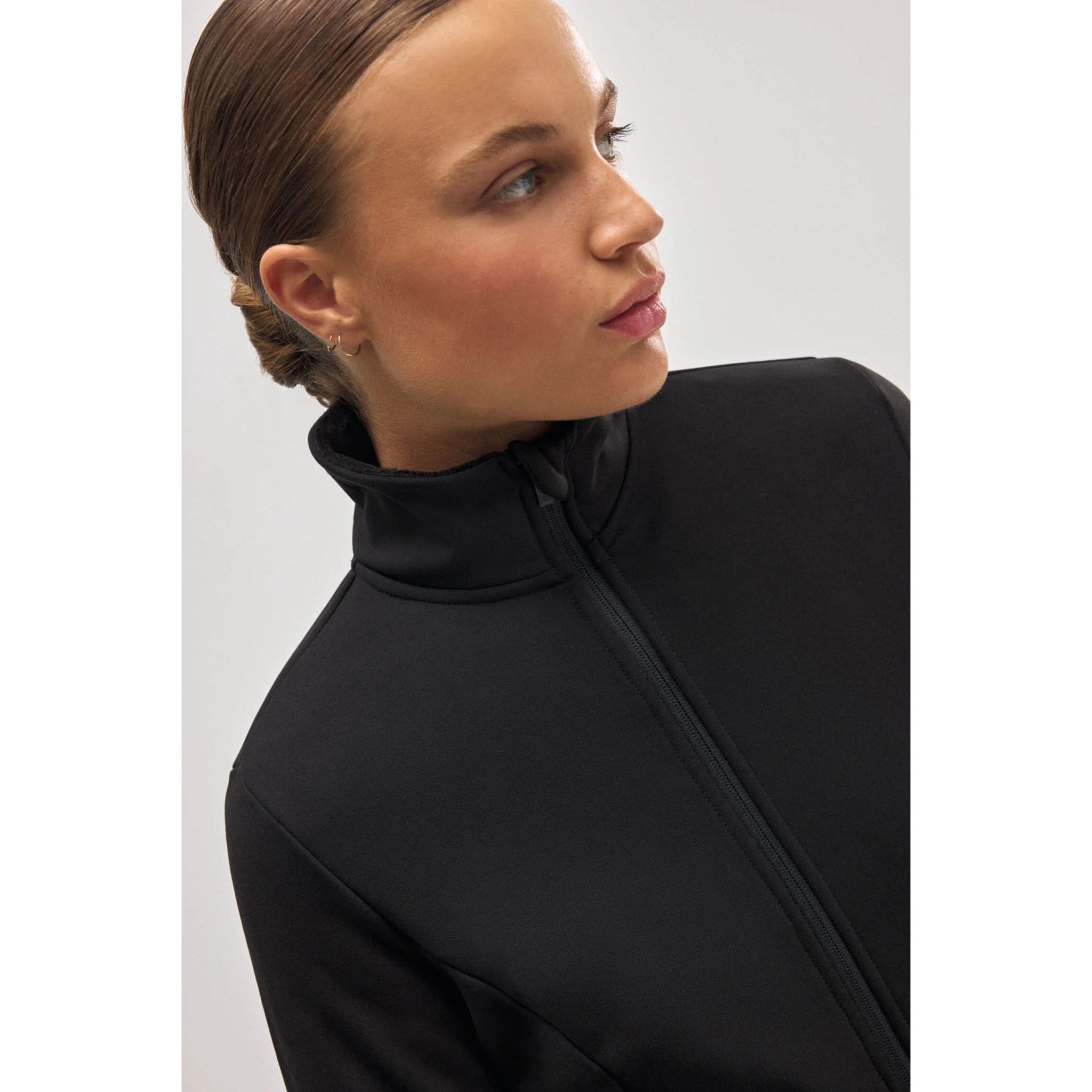 Giacca termica aderente nera in stile sportivo