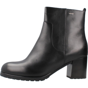 Botines Mujer de la marca GEOX  modelo D466ZA 00043 NEGRO