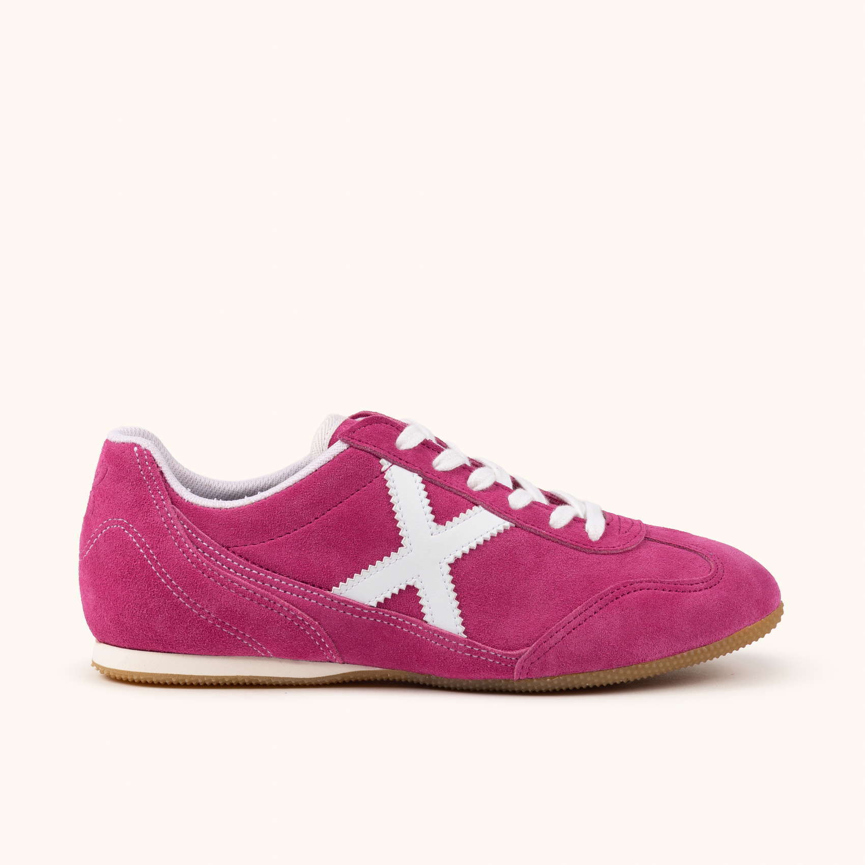Zapatilla urbana de ante fucsia con diseño contemporáneo MUNICH DRIFT 11