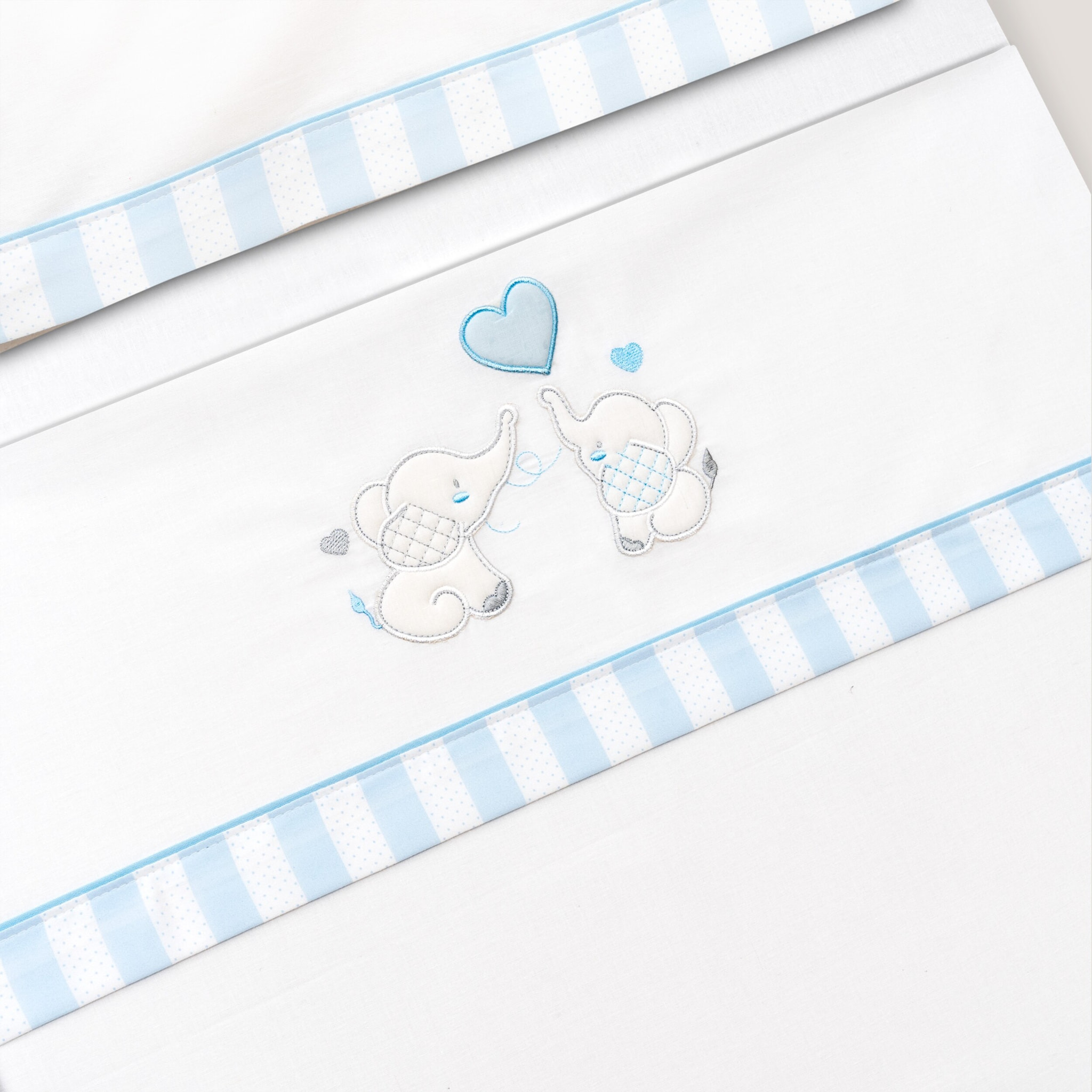 Triptico Cuna Parejita Elefante + Broche Bco/Azul