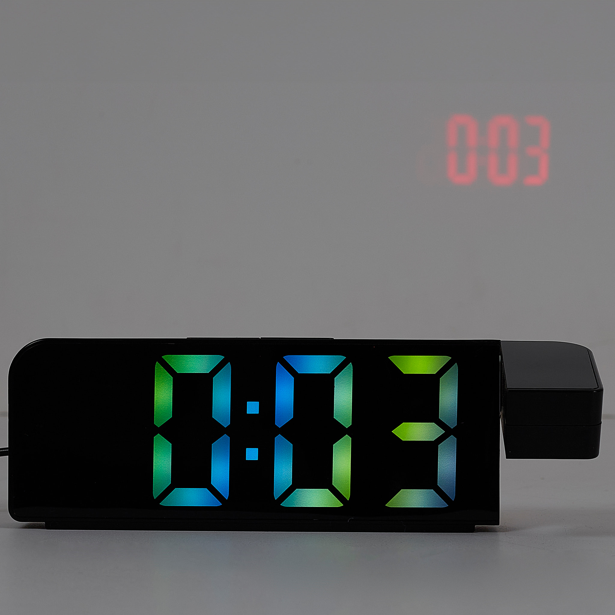 REVEIL NUMERIQUE RGB AVEC PROJECTION