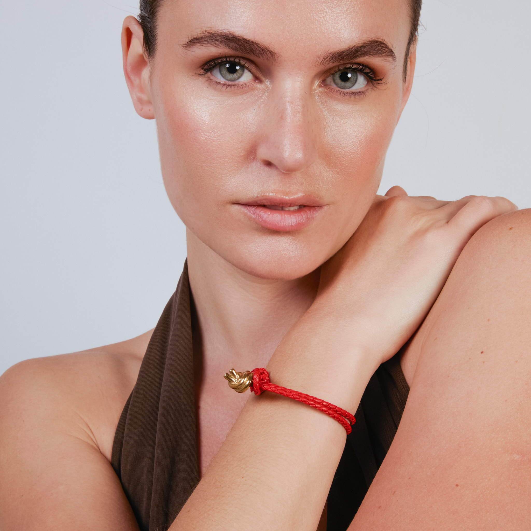 Pulsera Vasho acabado oro amarillo 18k