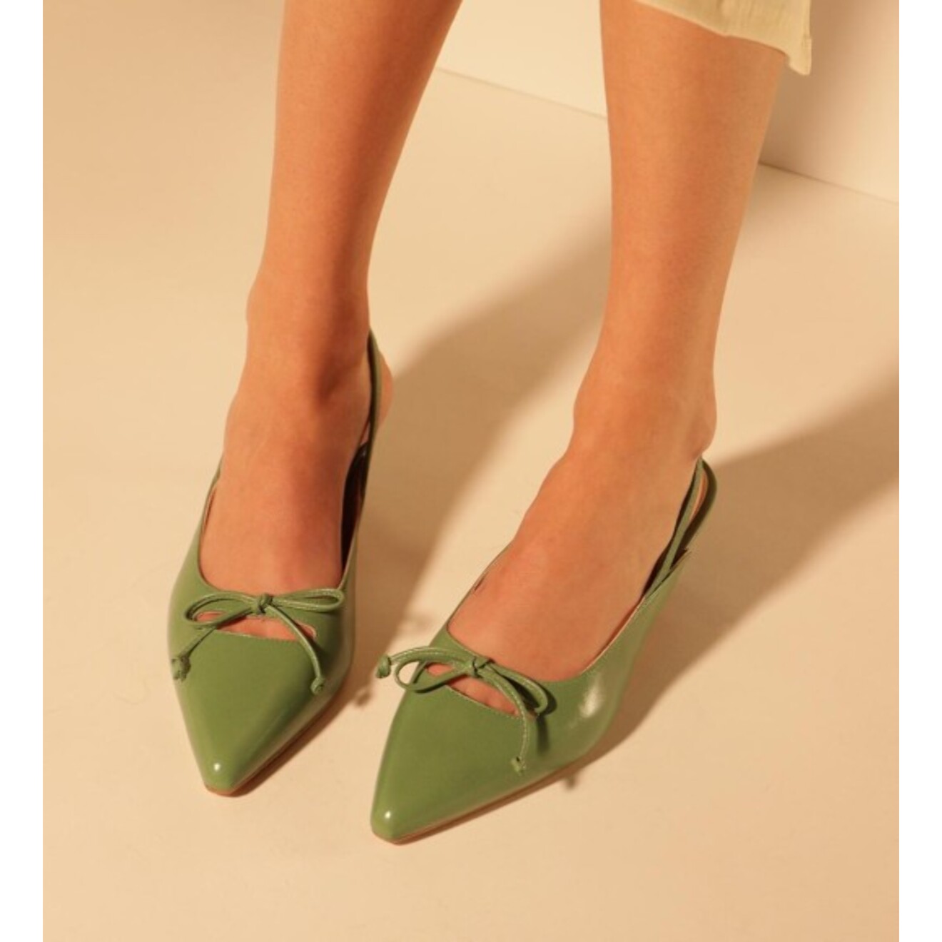 MULES VERDES DASTIN