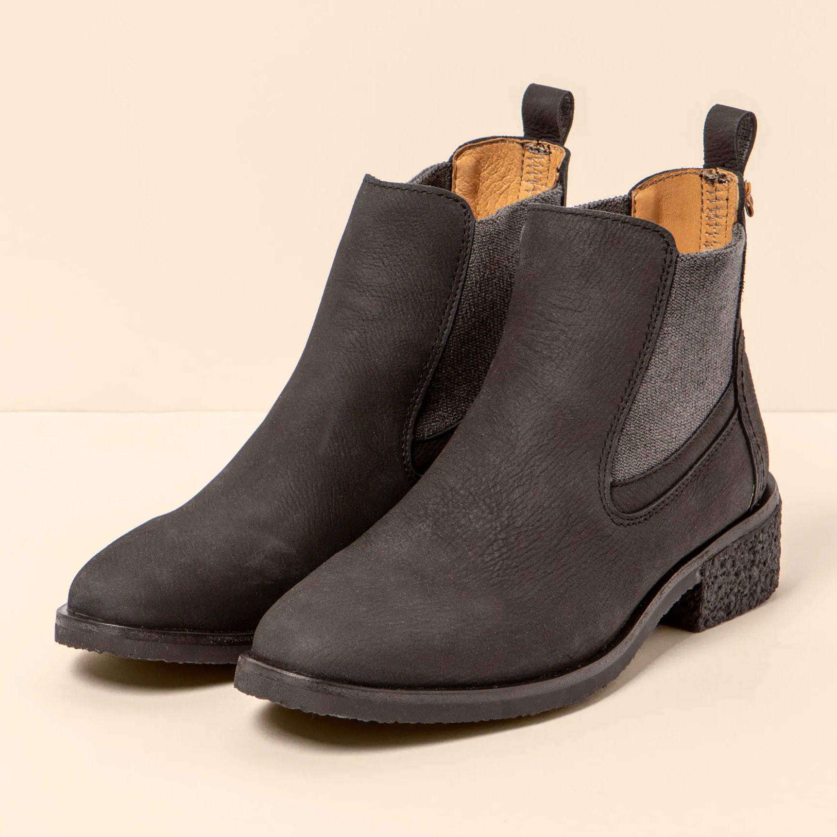 Botines con tacón N5947 PLEASANT BLACK / IRATI color Black