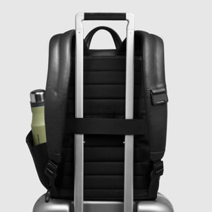 Piquadro Zaino porta pc e iPad® con tasca per Piquadro Smart Tracker, protezioni antiurto e RFID