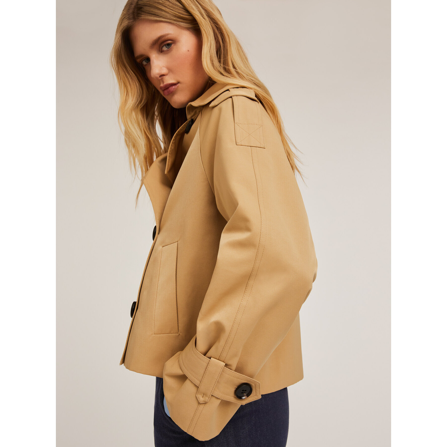 Motivi - Trench corto doppiopetto - Beige