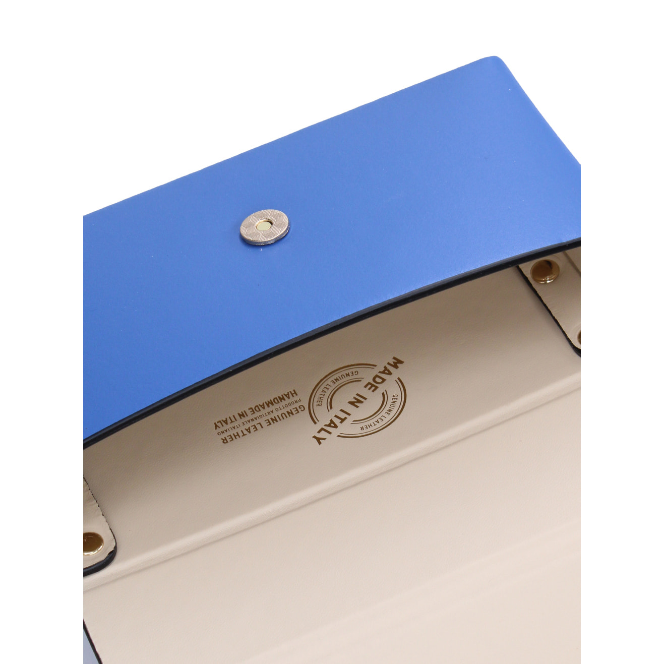 Gave Lux Borsa a tracolla