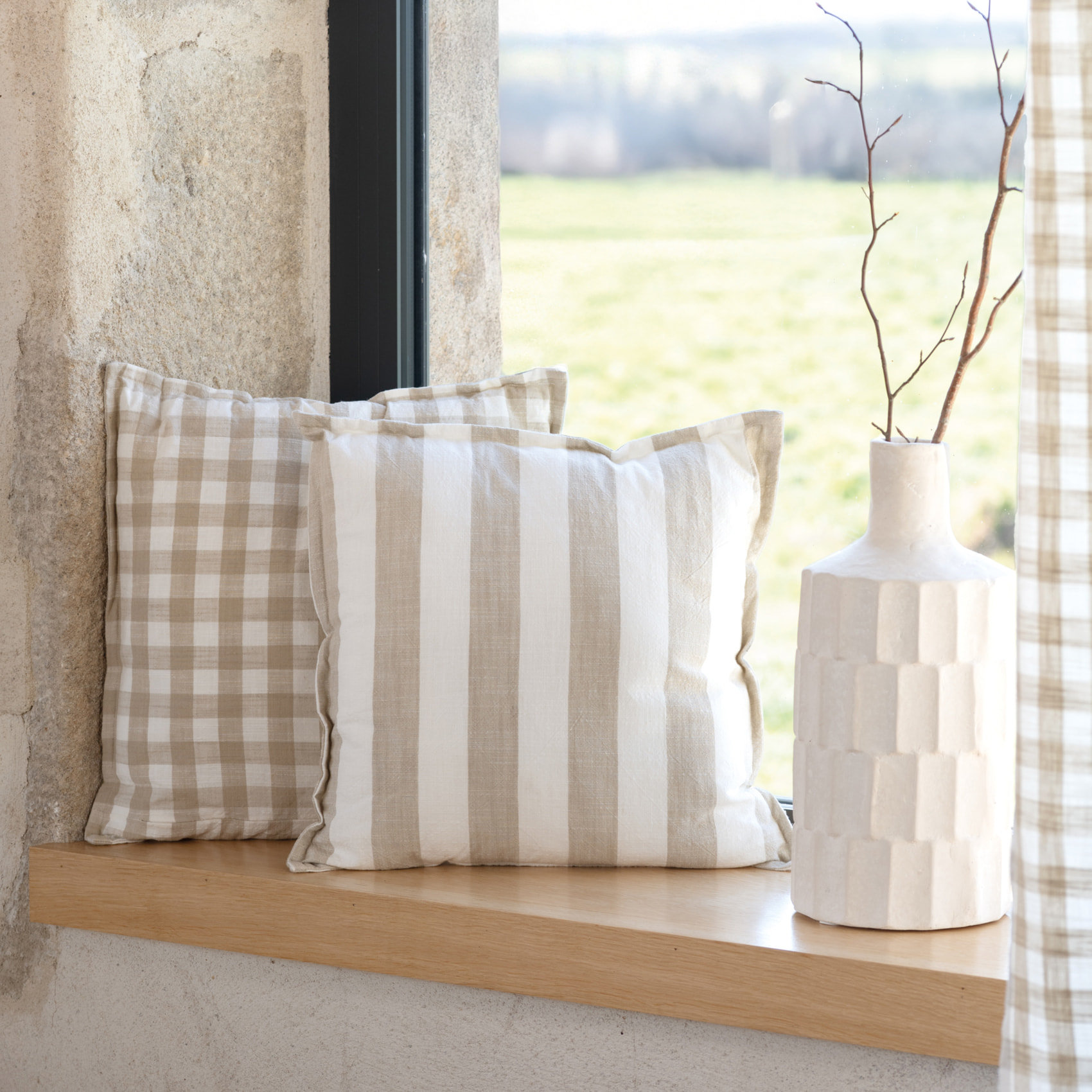 Housse de coussin recto-verso 100% coton rayures et vichy LOURMARIN - Beige