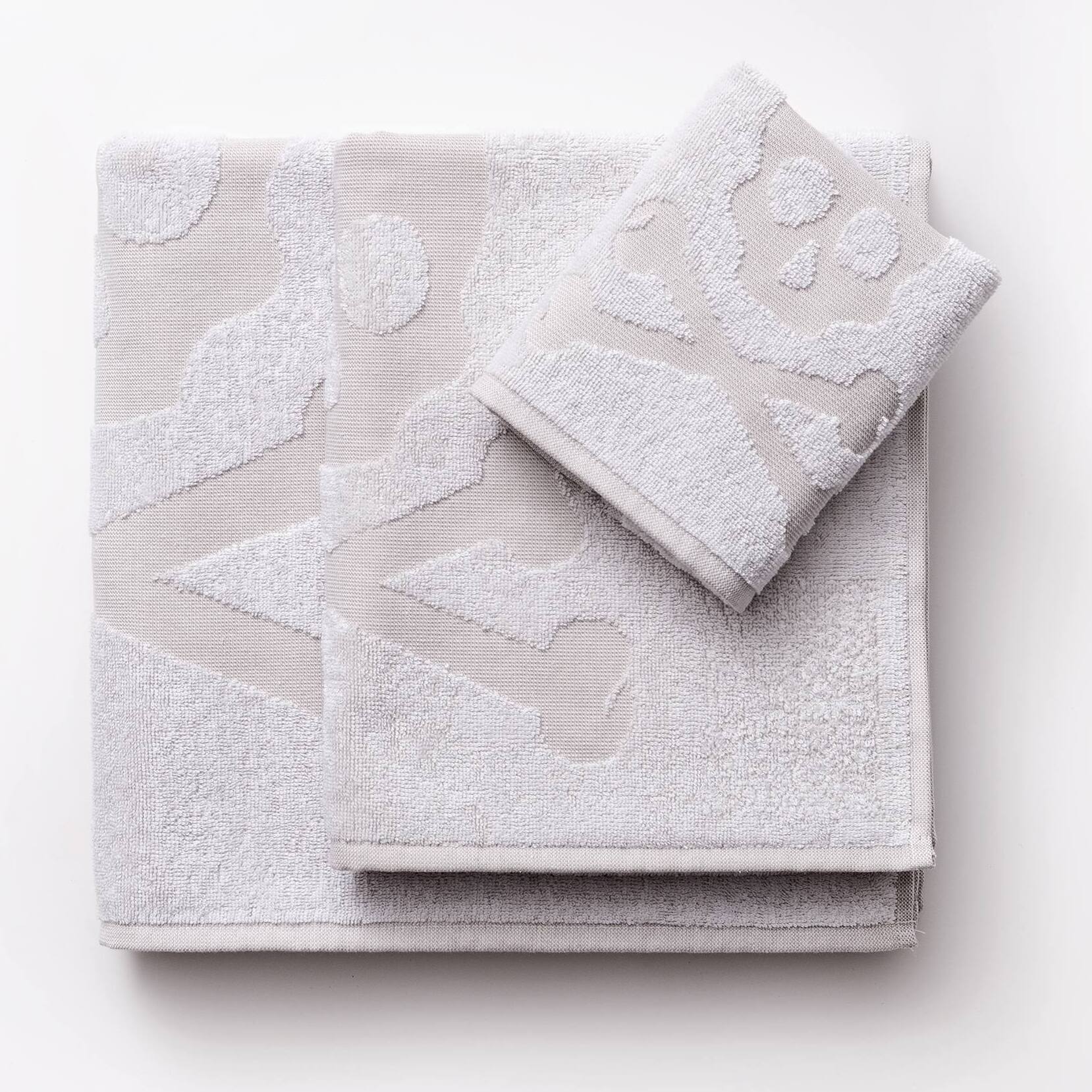 Juego de 4 sets de 3 toallas blancas (4x tocador 30x50cm + 4x manos 50x90cm + 4x baño 70x140cm) 450gsm en algodón scalpers home