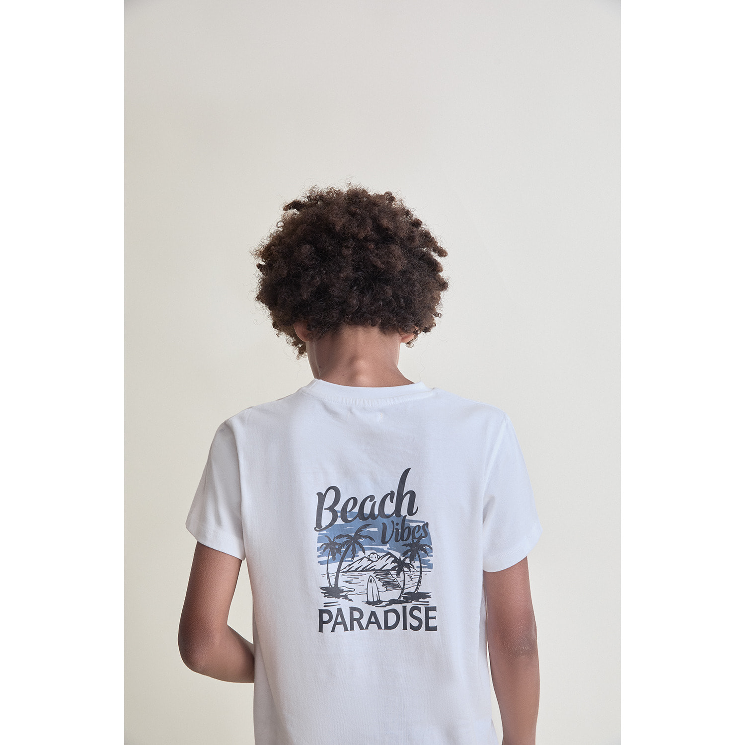 Conjunto Camiseta con Texto Paradise y Shorts Cargo con Bolsillos Laterales con Boton | Color: Azul medio | Street Monkey